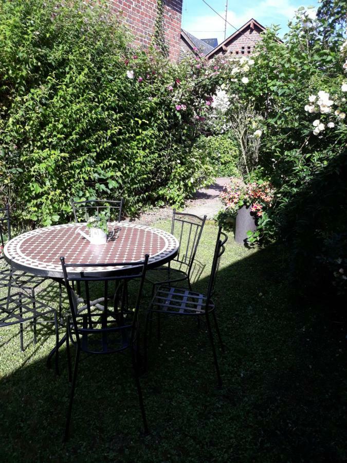 Gite Au Bord Du Lac Montville Екстериор снимка